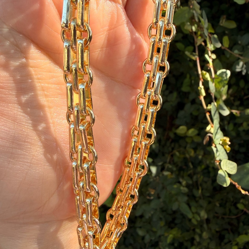 Gold Chain Necklace and Bracelet Set - Picture 6 of 7